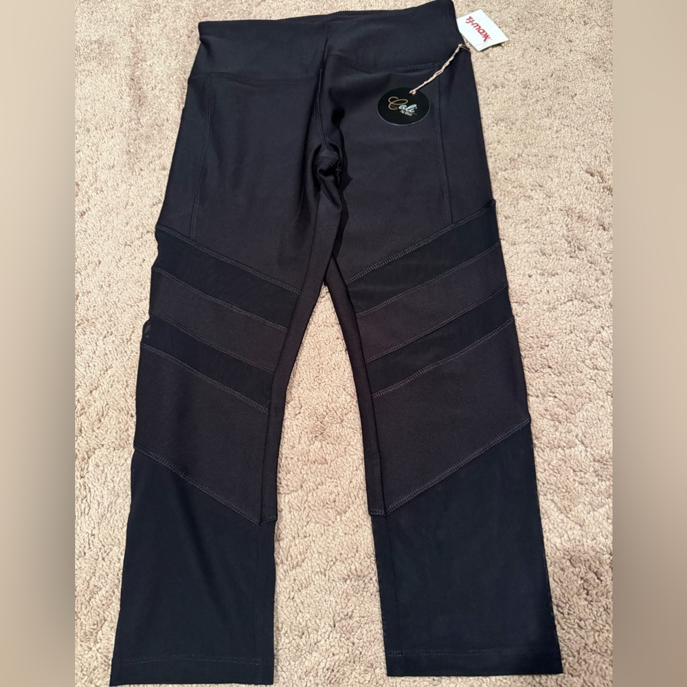 Cali Active Capri Leggings NWT